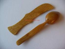 Puulusikka ja puuveitsi pit 19 cm paksuus 2 cm