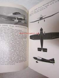 The Observer&#039;s book of Aircraft - One hundred and fifty aircraft with 272 illustrations