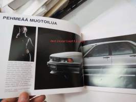 Mitsubishi Carisma 1988 -myyntiesite