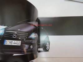 Mercedes-Benz - The new A-class -myyntiesite -brochure