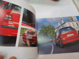 Mercedes-Benz - A-sarja -myyntiesite -brochure