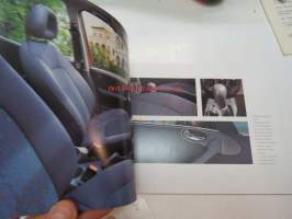 Mercedes-Benz - A-sarja -myyntiesite -brochure