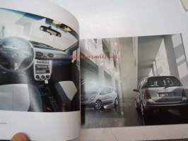 Mercedes-Benz - A-sarja -myyntiesite -brochure