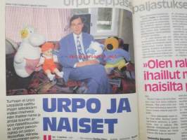 Alibi 1993 nr 7, sis. mm. artikkelit / kuvat / mainokset; Jukka Tapio Hilden, Tarmo Helimäki, Minna Craucher, Urpo Leppänen, Reijo Ranta, katso sisältö kuvista