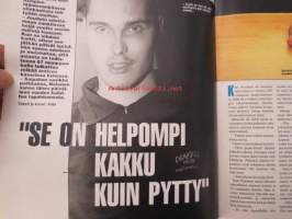Alibi 1996 nr 11, sis. mm. artikkelit / kuvat / mainokset; Keijo Kivelä, Kim Löfgren, Markku Hiltunen, Timo Helin, Aulis Hinkkuri, Kari Natunen, Vesa Laukkanen,