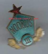 Noorus III ruuvimerkki -   rintamerkki