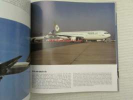 Boeing 767 - Airline Markings 10