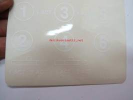 Valmet traktori Kick Out on - off -alkuperäinen tarra