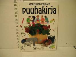 valittujen palojen puuhakirja