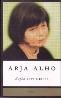 Kafka kävi meillä, 1997. Kirja kertoo Alhon version Helsingin juhlaviikkojen rahasotkuista, markan ERM-kytkennän vuotoepäilyksestä ja Sundqvistin vahingonkorvauksen