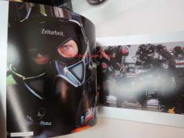 Mercedes-Benz Motorsport 2001 - Moments of Passion