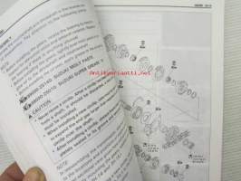 Suzuki GSX-R750 Service manual (part 99500-37080-01E) -huolto-ohjekirja