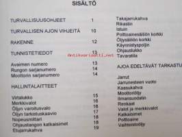 Yamaha NEO&#039;s -käyttöohje, katso sisältö tarkemmin kuvista