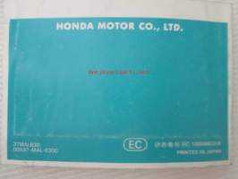 Honda CBR600F uso e manutenzione -käyttö-ja huolto-ohjekirja