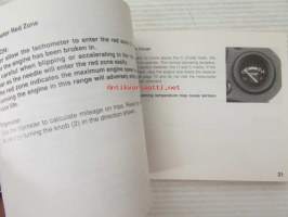 Honda NSR 125F/R owner´s manual -omistajan käsikirja