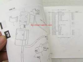 Suzuki RM125 (RF14A) RM125N, RM125P, RM125R Parts Catalogue -varaosaluettelo, katso mallit tarkemmin kuvista.