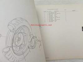 Suzuki AP50 (CA1JA) AP50S, AP50R, Parts Catalogue -varaosaluettelo, katso mallit tarkemmin kuvista.
