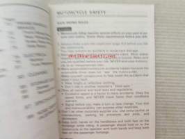 Honda Pan European ST1100 Owner&#039;s Manual -omistajan käsikirja