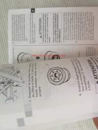Suzuki VZ800 Owner´s manual -käyttöohjekirja