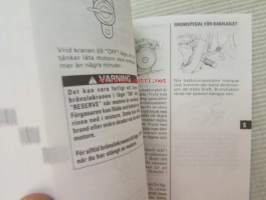 Suzuki VZ800 Owner´s manual -käyttöohjekirja