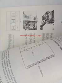 Suzuki Service Manual - Outboard Motor Model DT300 or DT16 -huolto-ohjekirja