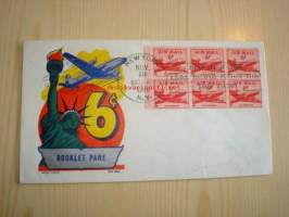 Air Mail 6 cent Booklet Paine New York 1949 USA ensipäiväkuori FDC kuudella postimerkillä vapaudenpatsas ja lentokoneaihe