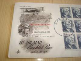 Jack Knight &quot;The Ace of the Air Mail Service&quot; lentokone 1971 USA ensipäiväkuori FDC kymmenellä postimerkillä mm. Frank Lloyd Wright