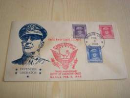 Kenraali Douglas MacArthur 1948 Philippiinit ensipäiväkuori FDC WWII, 2. maailmansota, harvinaisempi versio, kolmella erilaisella postimerkillä