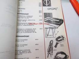 Autotarvikkeita - Tarvikekeskus Oy -kansiollinen erilaisia autorvikeluetteloita