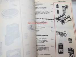 Autotarvikkeita - Tarvikekeskus Oy -kansiollinen erilaisia autorvikeluetteloita