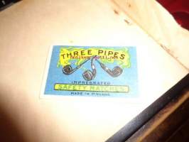 Tulitikkuetiketti Three pipes