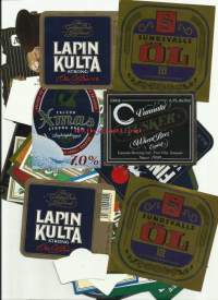 Olut yms  viinaetikettejä erä - viinaetiketti