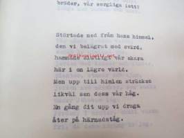 Axel E. Öhman - Dikter, finlandssvenska prosa av en amatör -suomenruotsalaisen harrasterunoilijan kirjaksi sidottu kokoelmaksi vuodelta 1935, mukana myös runoja