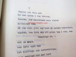Axel E. Öhman - Dikter, finlandssvenska prosa av en amatör -suomenruotsalaisen harrasterunoilijan kirjaksi sidottu kokoelmaksi vuodelta 1935, mukana myös runoja