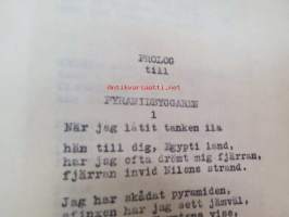 Axel E. Öhman - Dikter, finlandssvenska prosa av en amatör -suomenruotsalaisen harrasterunoilijan kirjaksi sidottu kokoelmaksi vuodelta 1935, mukana myös runoja