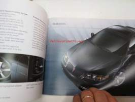 Pontiac 2004 -myyntiesite -sales brochure, in english
