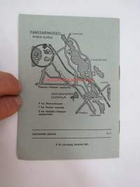 Panssarimuseo - ulkoilmaosaston opaskirjanen -guide to tank museum collections (outdoors section)