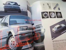 Nissan Bluebird -myyntiesite / brochure