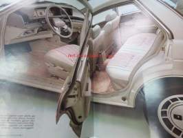 Datsun Bluebird 1.8 bens. / 2.0 diesel -myyntiesite ruotsinkielinen / brochure in swedish