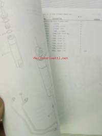 Suzuki DT85 - Parts Catalogue -perämoottori varaosaluettelo, katso kuvista tarkemmat mallimerkinnät