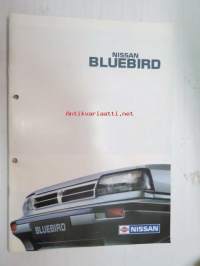 Nissan Bluebird -myyntiesite / brochure