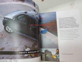 Nissan Navara Pathfinder 2007 -myyntiesite / brochure, in finnish