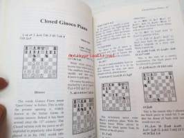 The Bishop´s opening explained -chess book / shakkikirja