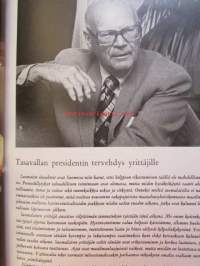 Elinkeinovapaus 100 vuotta - vapaus yrittäjyys tulevaisuus