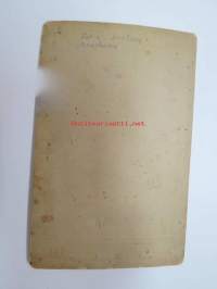 Felix Josefsson Amerikassa -kabinettikuva - F.J. in America -Cabinet photo