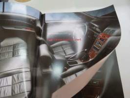 Nissan Maxima QX 1998 -myyntiesite / brochure