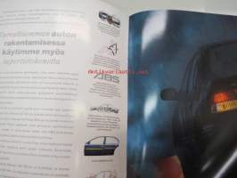 Nissan Maxima QX 1998 -myyntiesite / brochure