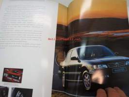 Nissan Maxima QX 1998 -myyntiesite / brochure