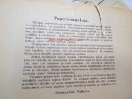 Työskentely lapsille II -pisteltäviä ja ommeltavia malleja, kansio 1920-luvulta, sommitellut Aili Sarkkila -children´s hobby folder