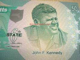 Massachusetts 50 State Dollars, John F. Kennedy, toisella puolella U.S.S. Constitution -purjelaiva, hieno ja laadukas polymeeri-kuriosaseteli. Jokaisessa setelissä